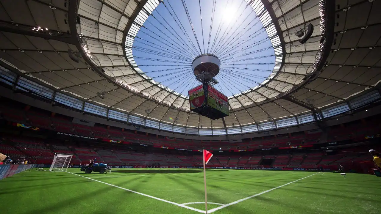 سقف جمع‌شونده ورزشگاه BC Place